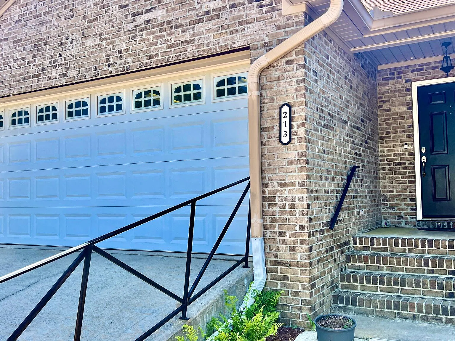 3 bed, 1297 sqft, $1,500 — Photo 3