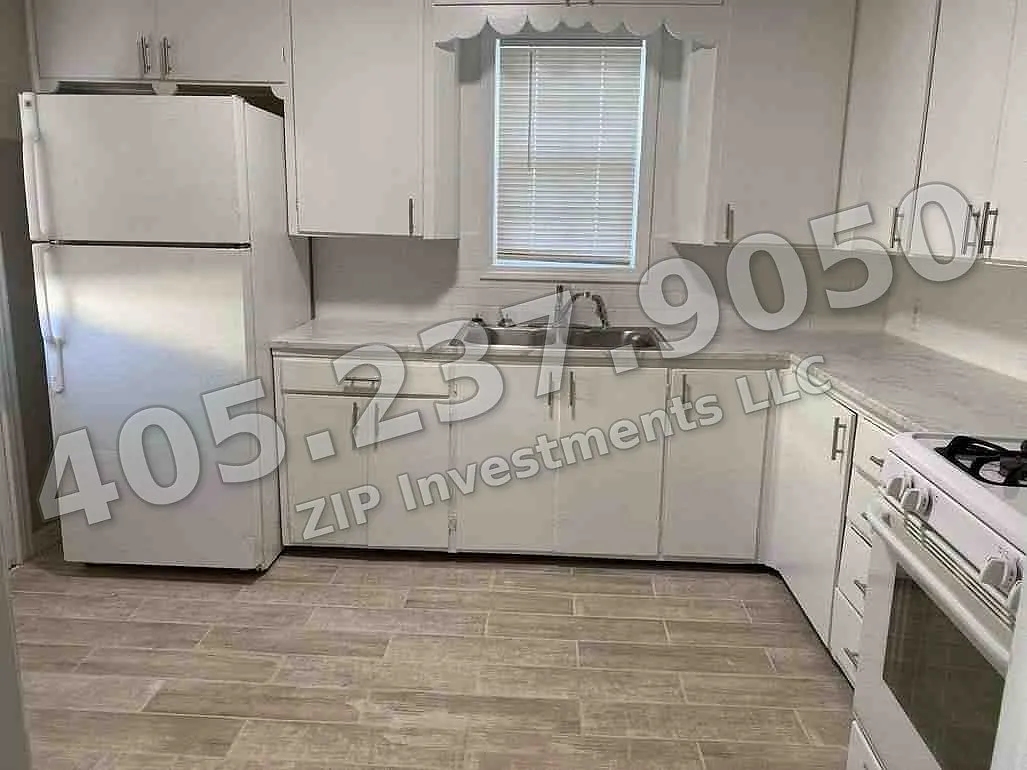 3 bed, 1207 sqft, $1,050 — Photo 3