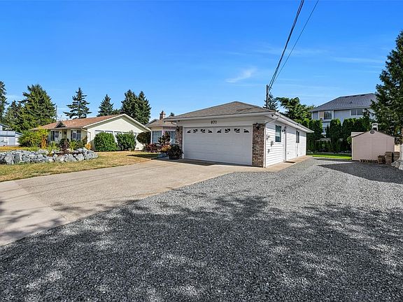 4th image of 871 Colonia Dr
