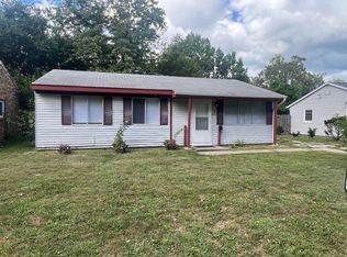 1306 Ellis Dr, Urbana, IL 61801