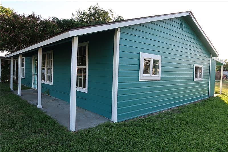 1st image of 2735 San Antonio Ave