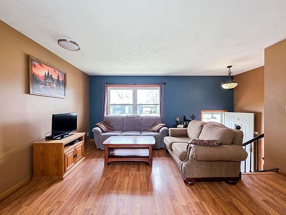 5th image of 306 Broadmoor Dr
