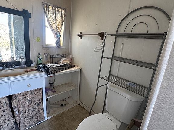 2nd image of 56725 Knollwood
