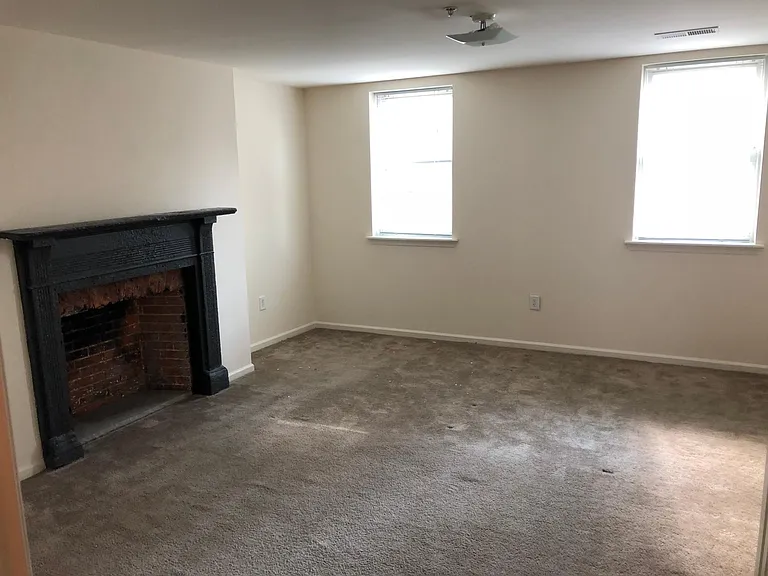237 N 2nd St #2D — Photo 5