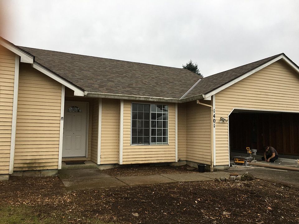 1st image of 1401 SE 152nd Ct