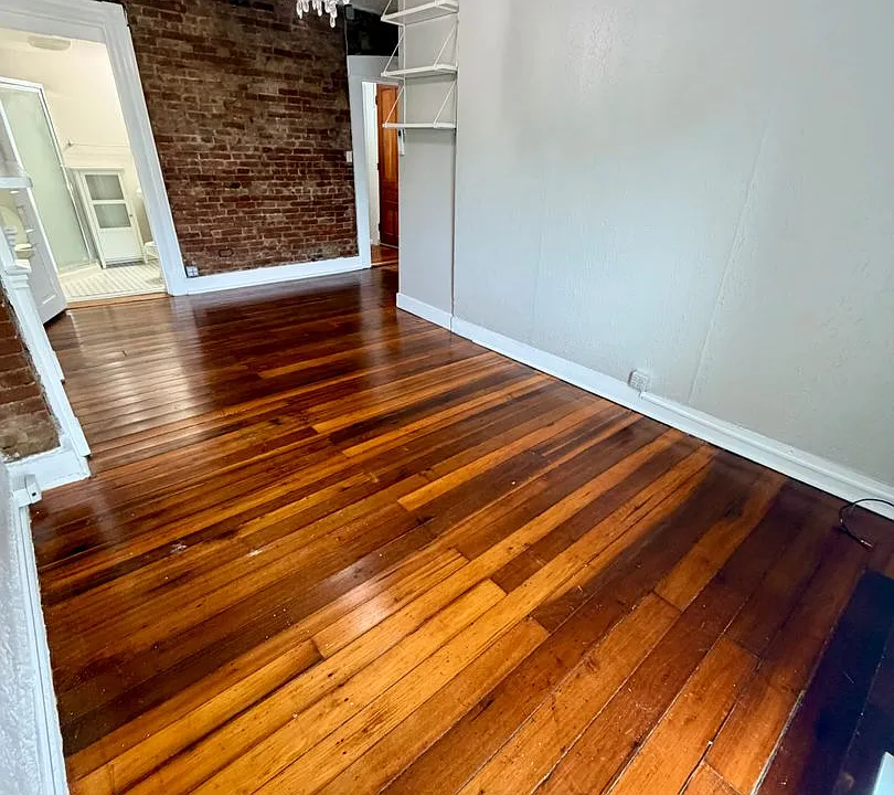 365 S Upper St #2