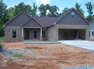 70 Greystone Garden Dr, Oneonta, AL 35121