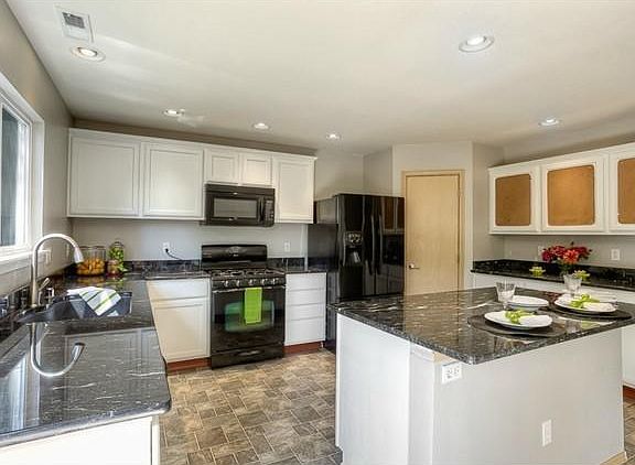 4th image of 11710 138th Street Ct E