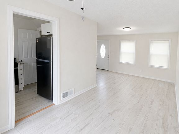 2nd image of 5246 4th St