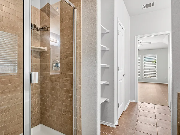 3814 Spring Run Ln — Photo 22