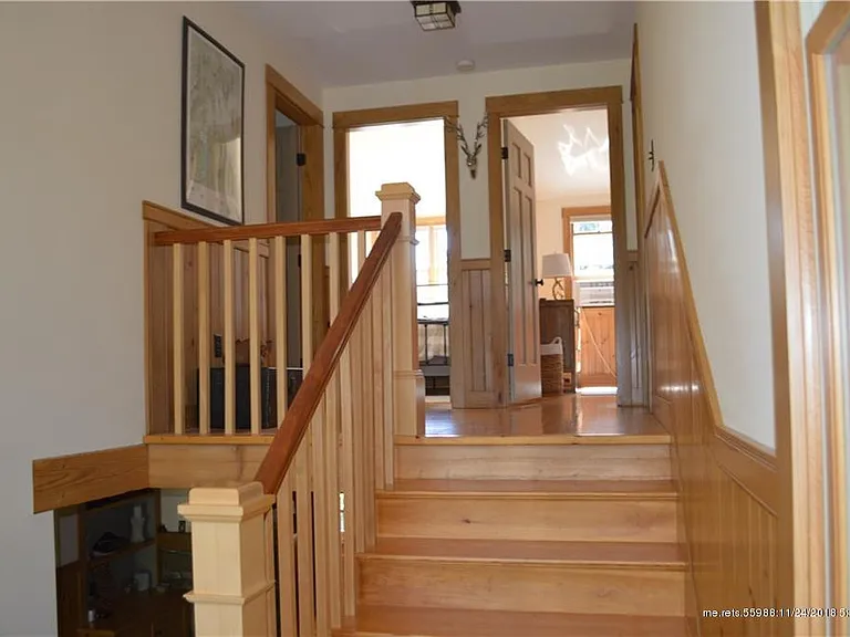 2nd floor landing