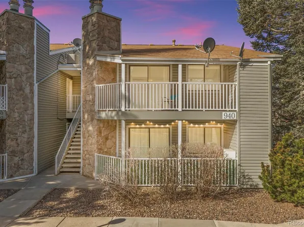 940 S Walden Way #201, Aurora, CO 80017