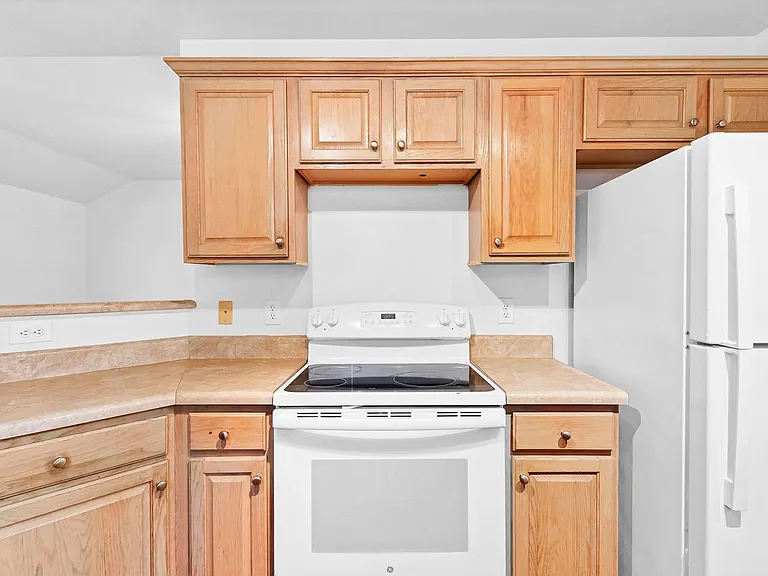 8352 Preakness Ct — Photo 14