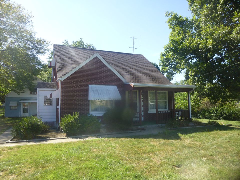 1st image of 521 Genoa Ave NW