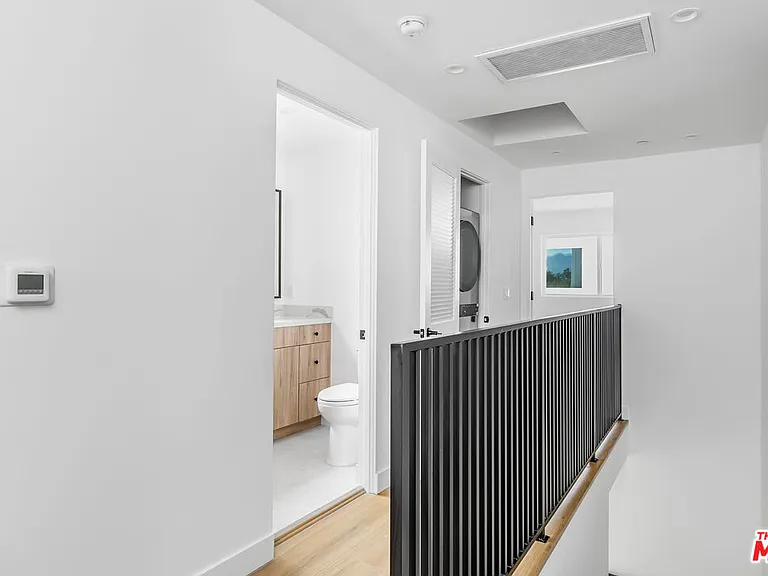 4301 N Tujunga Ave — Photo 6