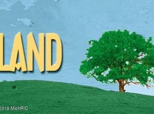 66342 Red Pine Cir, Sturgis, MI 49091