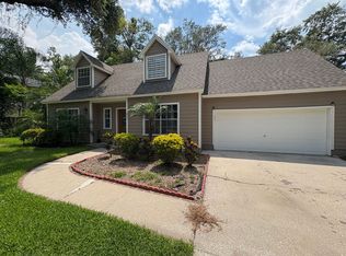 411 S Cobble Ct, Mount Dora, FL 32757