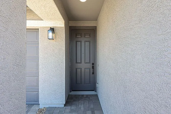 5633 W McNeil St — Photo 4