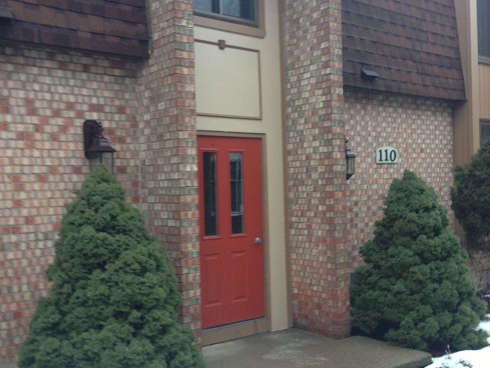 1st image of 110 Charter Oaks Dr APT 1