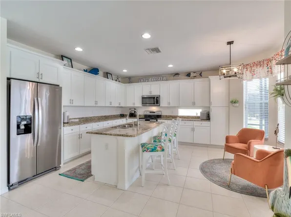 3420 Dandolo CIR, CAPE CORAL, FL 33909