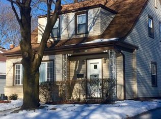 142 Orchard Rd, Kohler, WI 53044