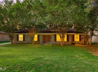 1111 Mountainbrook Dr, Shreveport, LA 71118