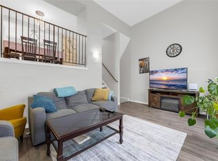 3 Glen Vista Dr, Hamilton, ON L8K6L6