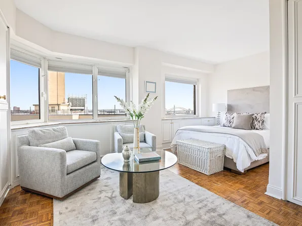 180 East End Avenue image 6 of 10