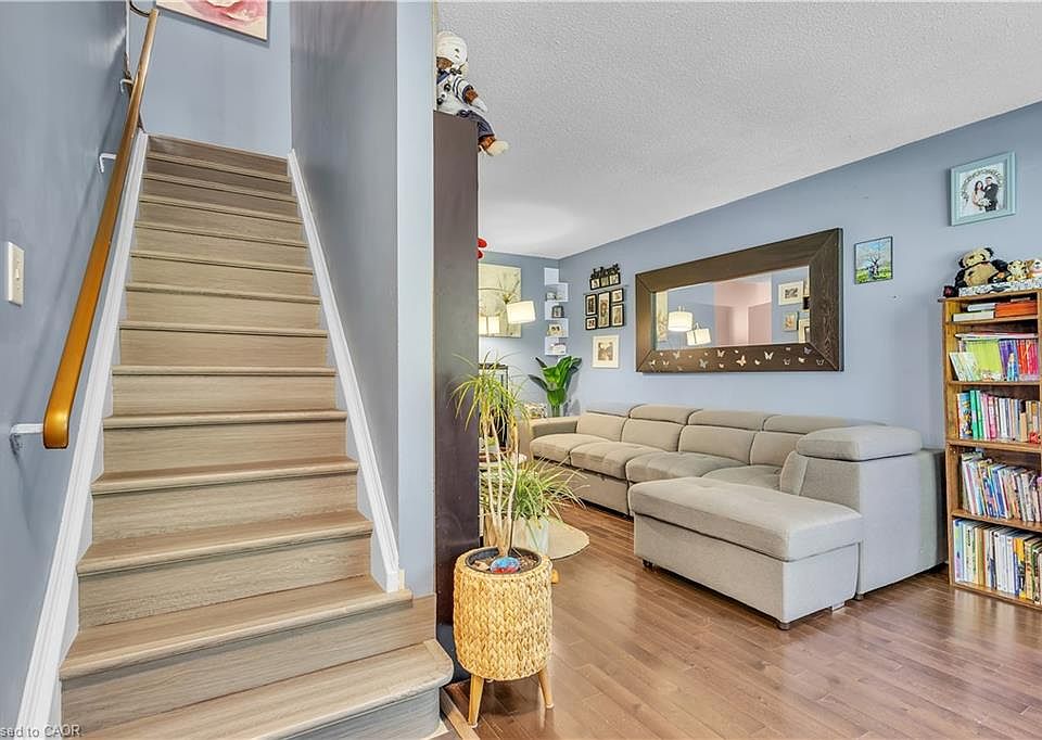 1st image of 375 Pioneer Dr #7