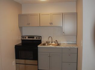 290 Main St #1, Biddeford, ME 04005