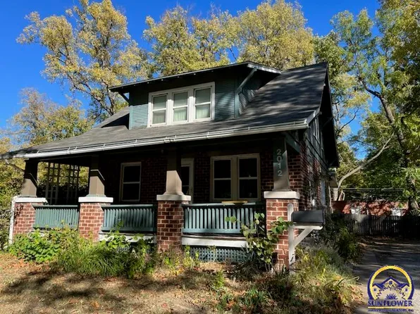 2012 SW Washburn Ave, Topeka, KS 66604