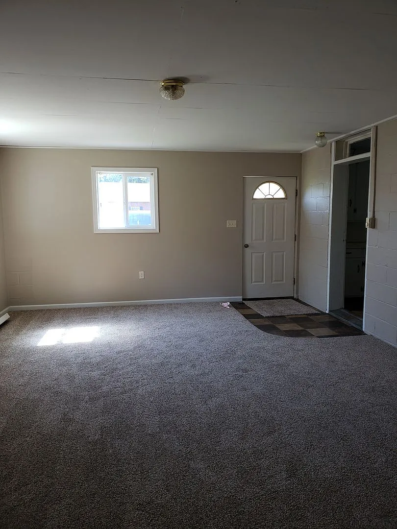 112 Quarry Road — Photo 3