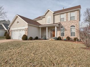 651 Fox Hill Estates Dr, Ballwin, MO 63021