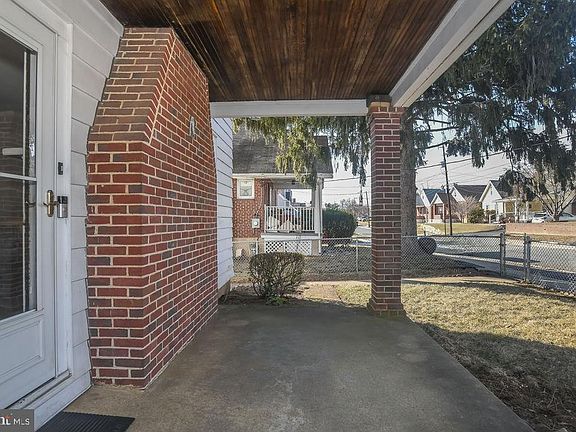 3rd image of 200 Westmoreland Ave