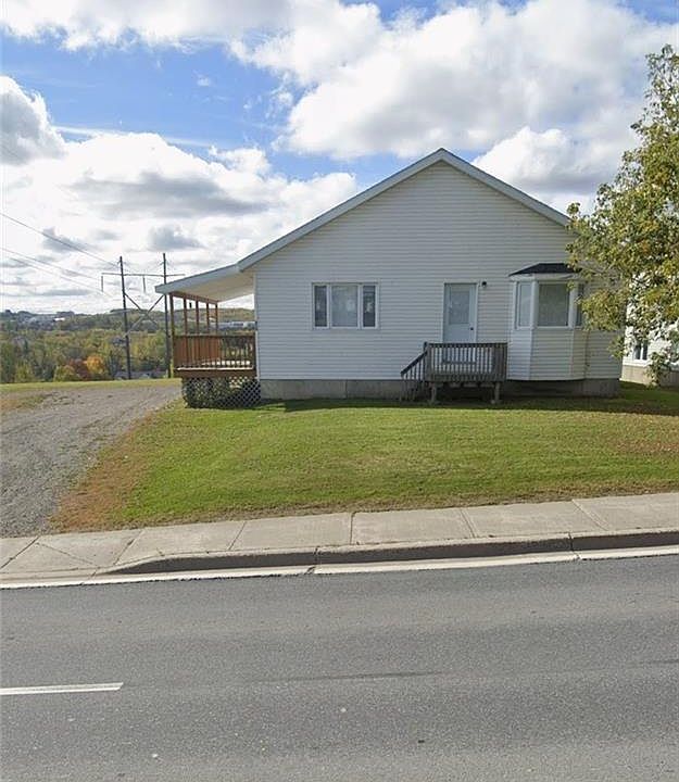 1st image of 613 Madawaska Rd