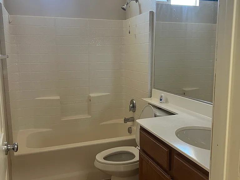 15644 Red Oak Way — Photo 11