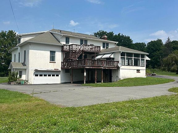 4th image of 220 Hickory Ridge Rd