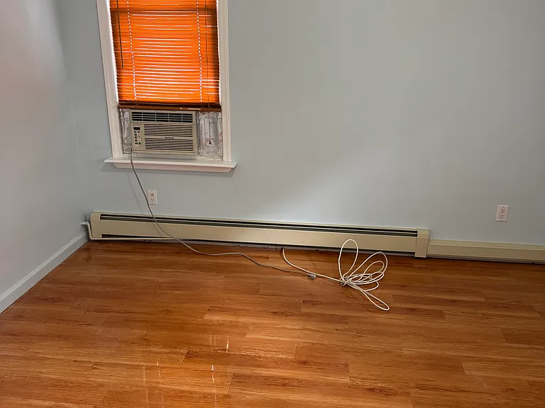 80-30 160th St #2 — Photo 7