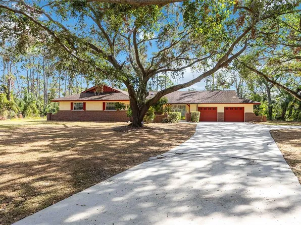 4049 Dunn Dr, Sarasota, FL 34233