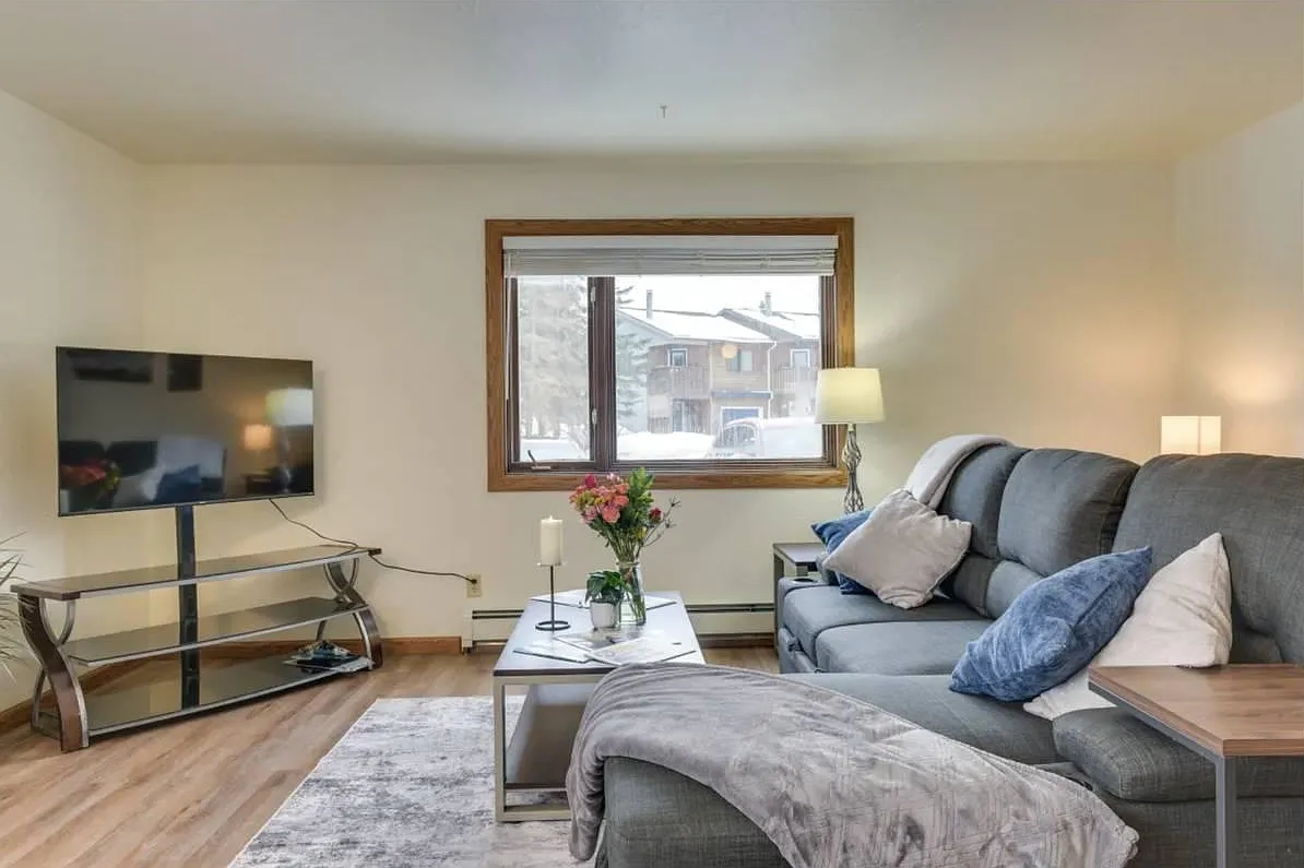 318 Sohi Ln — Photo 1