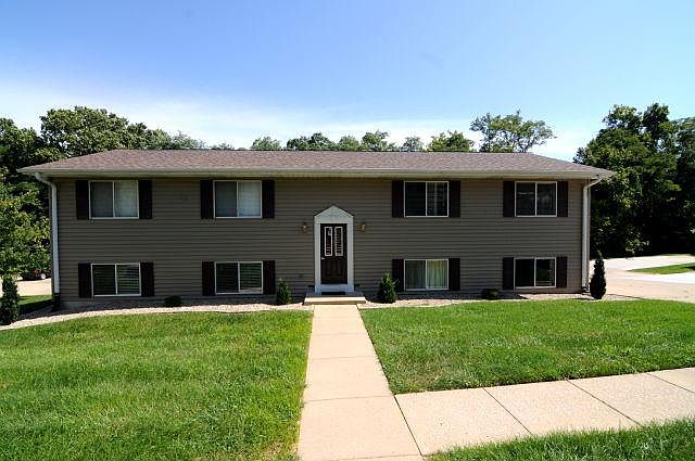 1st image of 137 E Union St APT 2