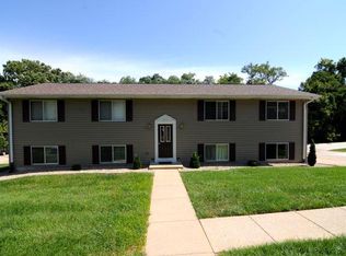 137 E Union St APT 2, Edwardsville, IL 62025