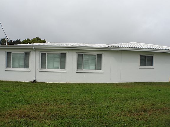 5th image of 10031 Mainlands Blvd W