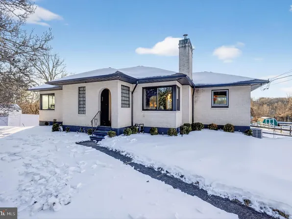 711 W Brookhaven Rd, Wallingford, PA 19086