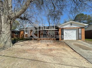 111 Windsor Dr, Warner Robins, GA 31088
