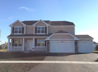328 Winthrop Dr, Oswego, IL