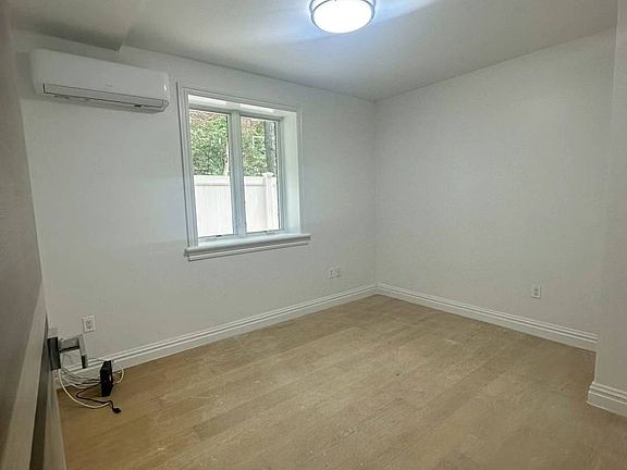 4th image of 18507 69th Ave Floor 1