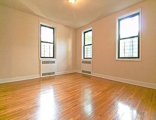 Rented by SW Queens Mezzanine | media 9