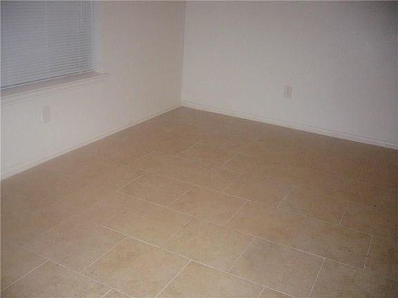 5th image of 1808 Wiseman Ave