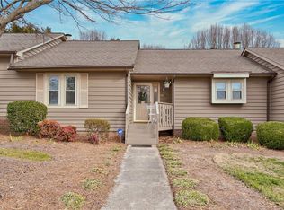 1208 Watermark Ct, High Point, NC 27265